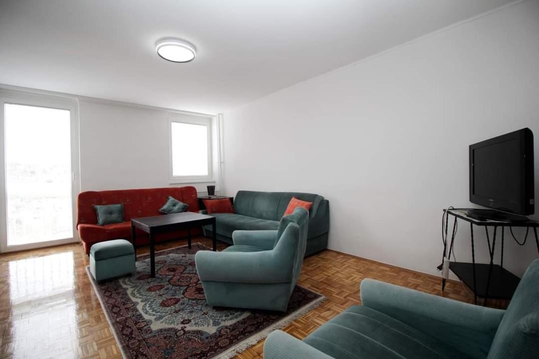 Nino Apartment